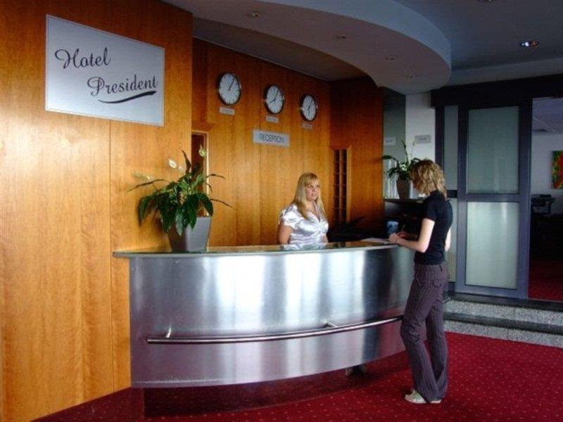 President Hotel Братислава Экстерьер фото